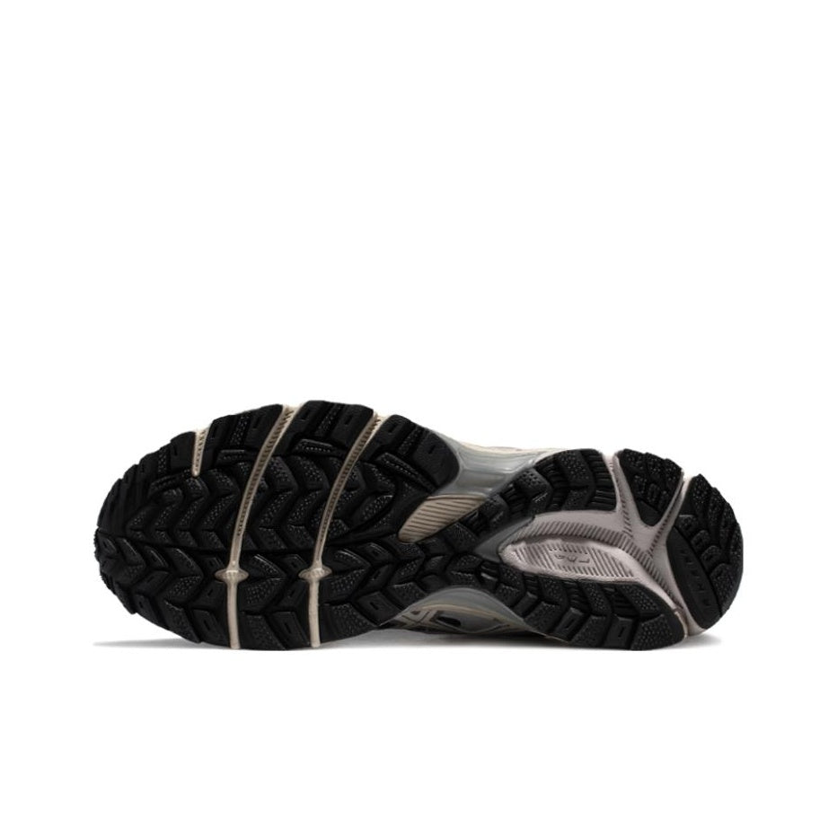 ASICS Gel-Kahana 8 – Trail Running Sneaker | Grey / Black / Brown | Men’s | 1011B109-031
