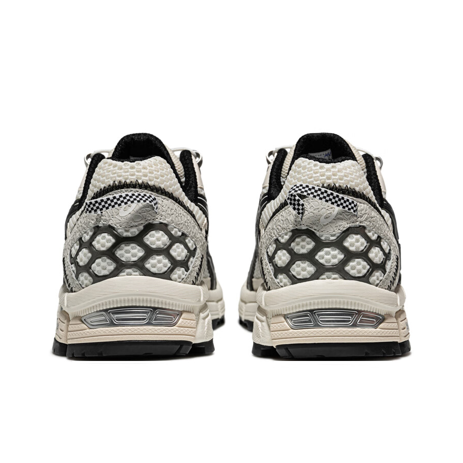 ASICS Gel-Kahana 8 FL Casual Trail & City Running Shoe – White/Black (Unisex)