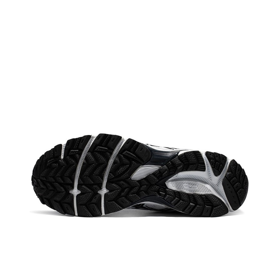 ASICS Gel-Kahana 8 Athletic Running Shoe – White/Black (Unisex)